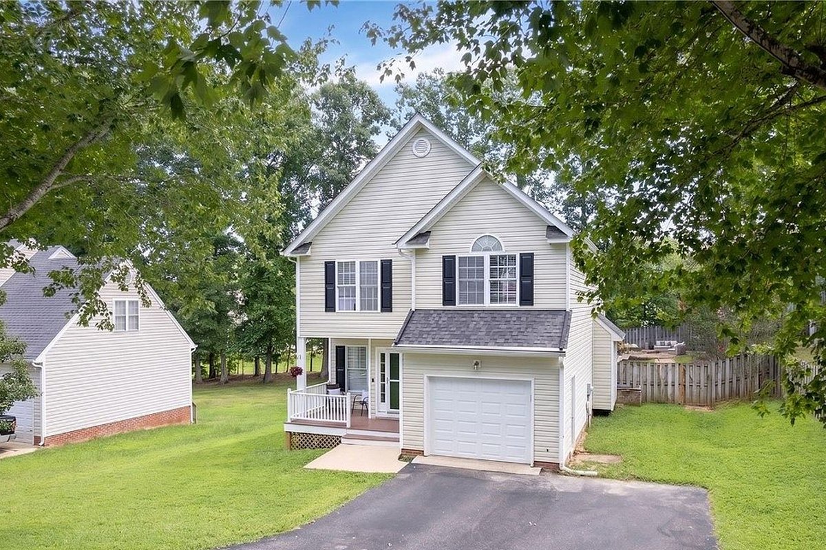 15113 Featherchase Dr, Chesterfield, VA 23832